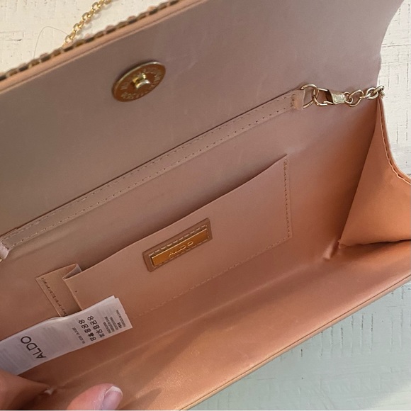 Aldo Clutch Purse w/ removable chain! - Picture 5 of 6